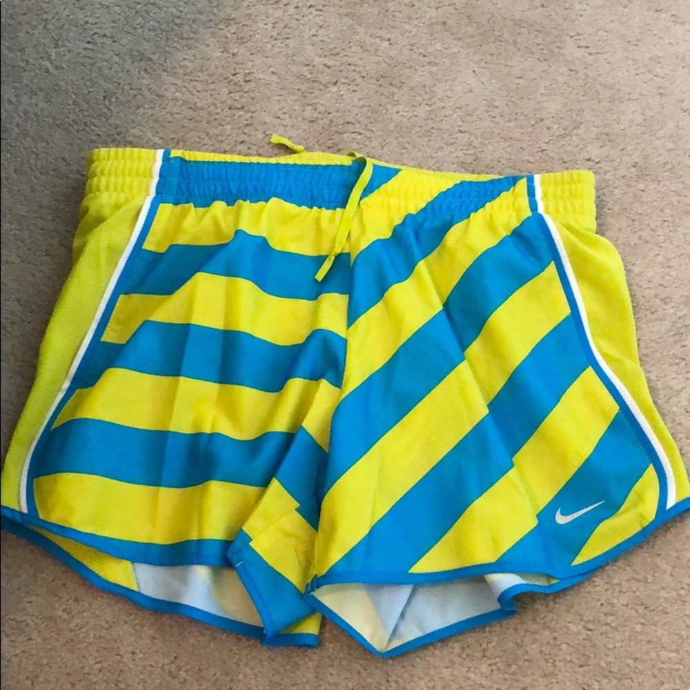 Nike drifit athletic shorts